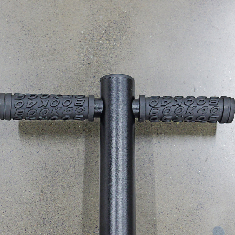 Slat Cleaner Removing and Cleaning racks on The Working Table of Cutting Machine